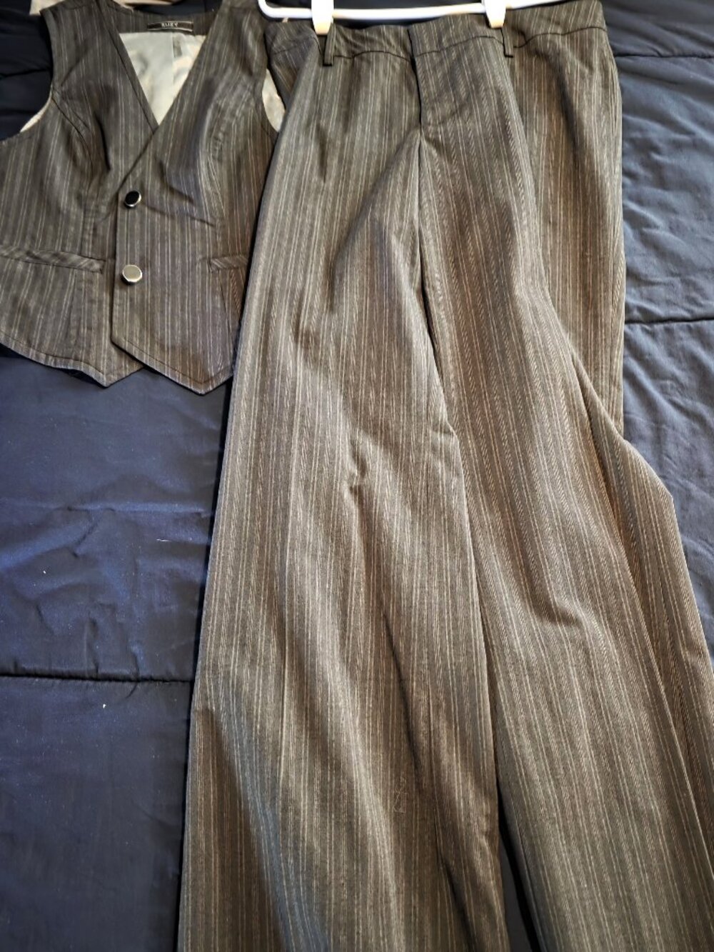 Grey and white pinstripe sleeveless suit, Vest is sz L, pants are 9/10